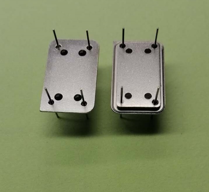 晶体谐振器基座